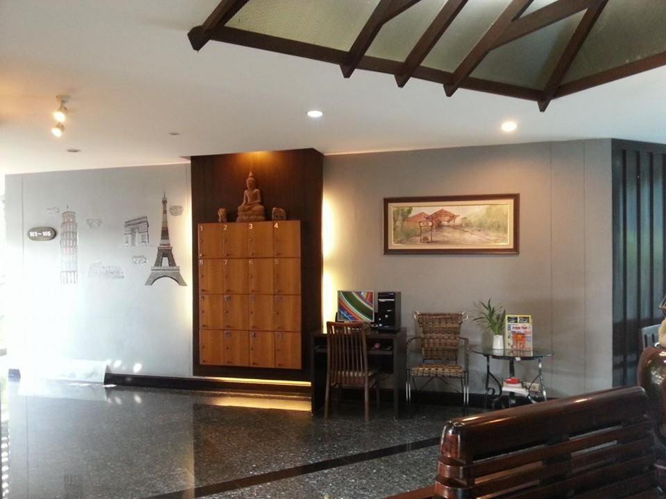 Baan Suksiri Hotel HHQ Exterior foto